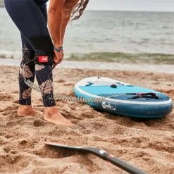 Red Paddle Co. Red Paddle Co Ride9'8 X 31" Paddleboard 2022 23 Red Paddle Co. Red Paddle Co Ride9'8 X 31" Paddleboard 2022 -Surfing Equipment Shop ride 09 08 lifestyle 07