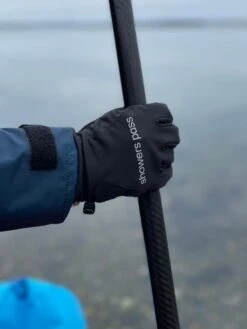 Showers Pass Crosspoint Waterproof Windproof Gloves - Ladies -Surfing Equipment Shop sleeve with showerpass glove 2