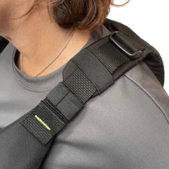 Yak Kallista 50N Paddle Board Buoyancy Aid - Black -Surfing Equipment Shop yak kallista bouyancy aid for curvey paddleboarders